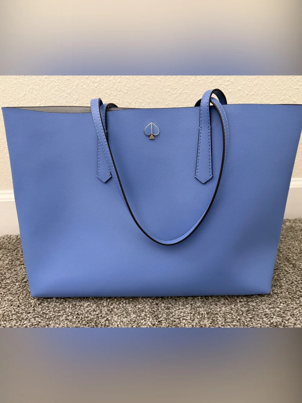 kate spade Molly large tote. Periwinkle Leather Tote with Spade Emblem